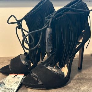 Black Zara fringe pumps. Size US5/EU35. Never worn. Original packaging and tags.